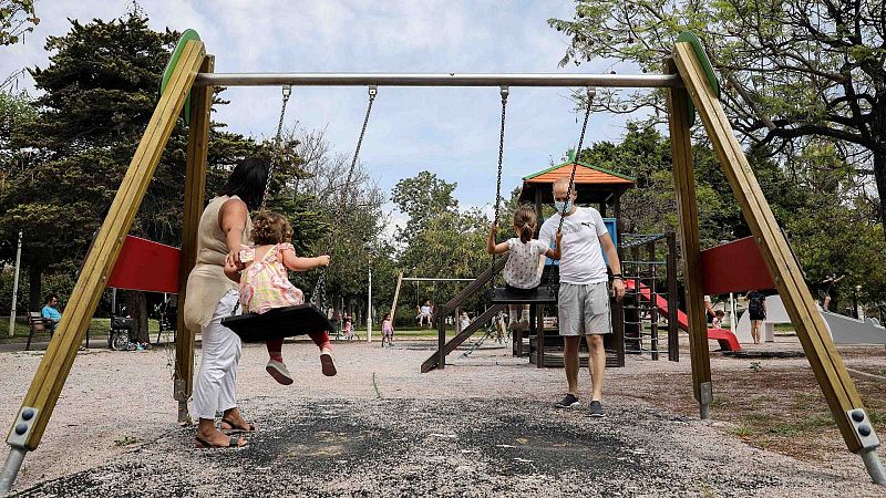 La transmisión de la COVID-19 de niños a adultos con los que conviven es baja, según un estudio