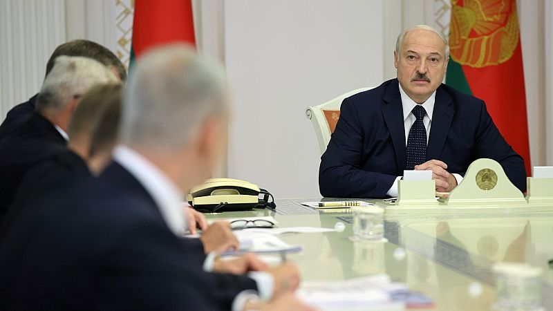 Lukashenko destituye al embajador bielorruso en España por sus críticas a la violencia policial