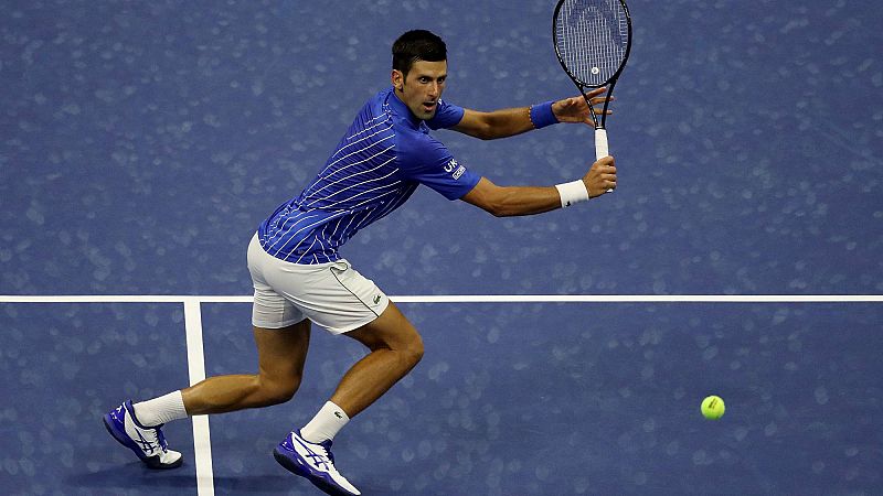 Djokovic avanza a tercera ronda donde también estará Carreño