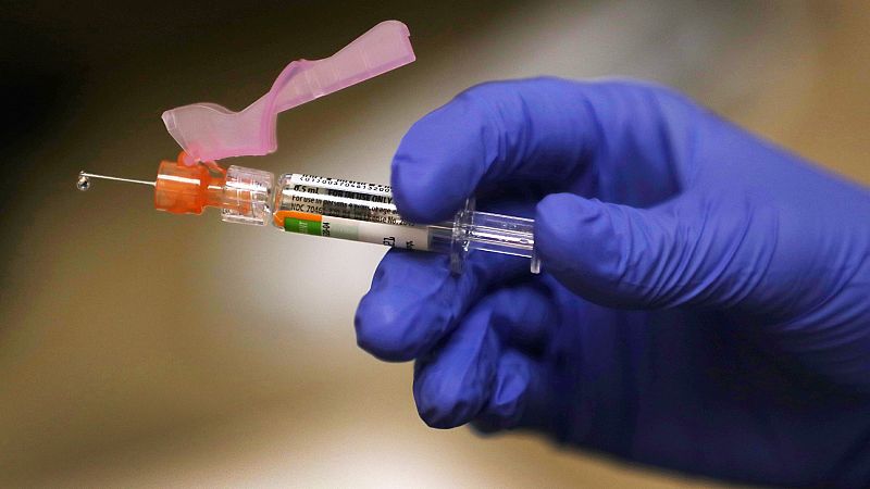 La OMS sostiene que no habrá vacunaciones masivas al menos hasta mediados de 2021