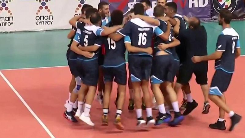 España cae ante Chipre por 3-0 y ya no depende de sí misma