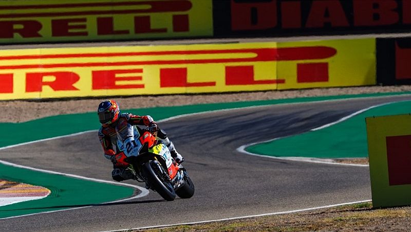 Rinaldi logra la primera victoria de su carrera en MotorLand Aragón