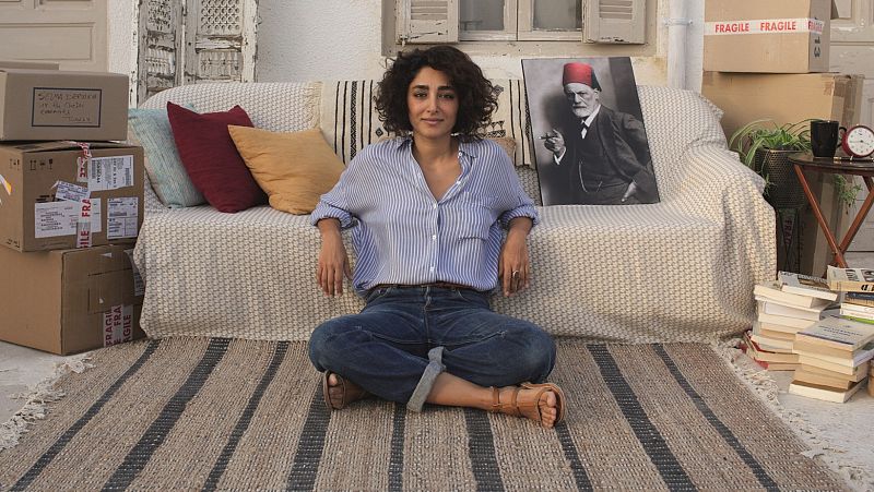 'Un diván en Túnez', una deliciosa comedia que nos invita a escuchar a los demás