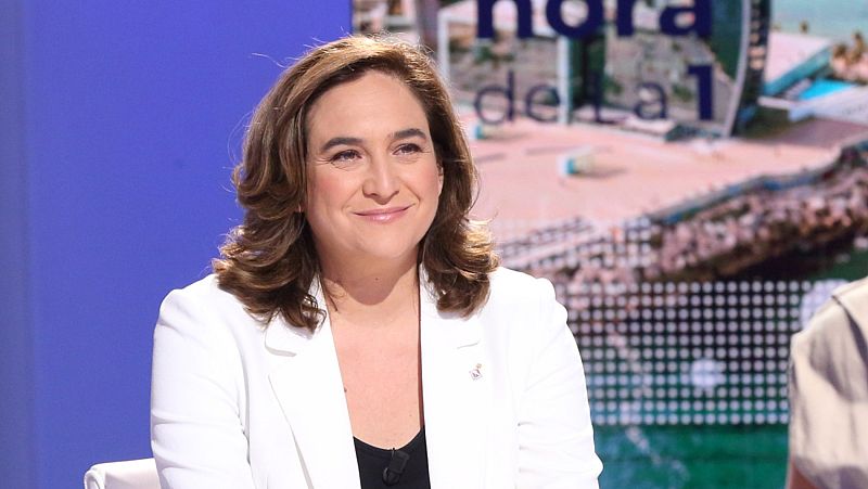 Colau confía en que haya consenso sobre el uso de los remanentes municipales porque el decreto "no tiene mayoría"