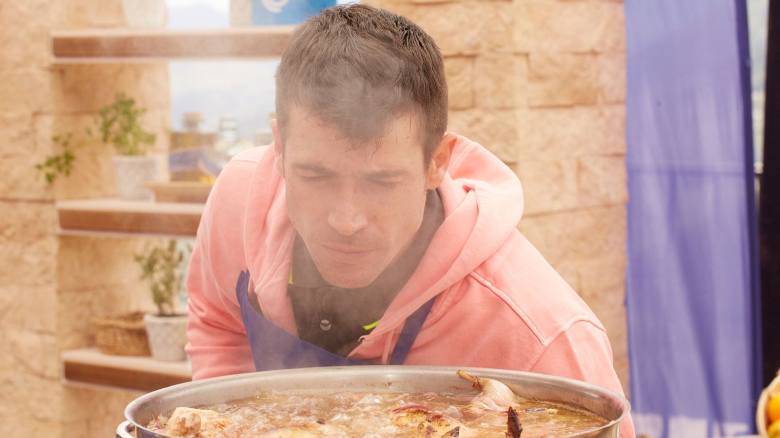 MasterChef Celebrity 5 - Juanjo Ballesta se va al baño en mitad del cocinado