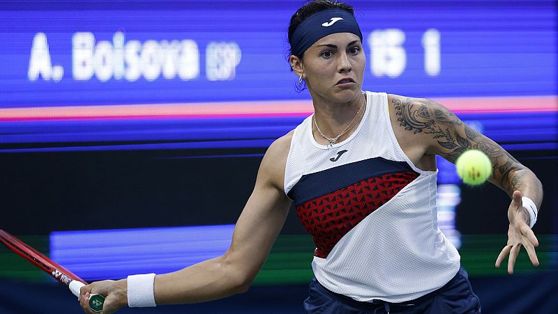 Bolsova avanza a segunda ronda en el Abierto de Roma