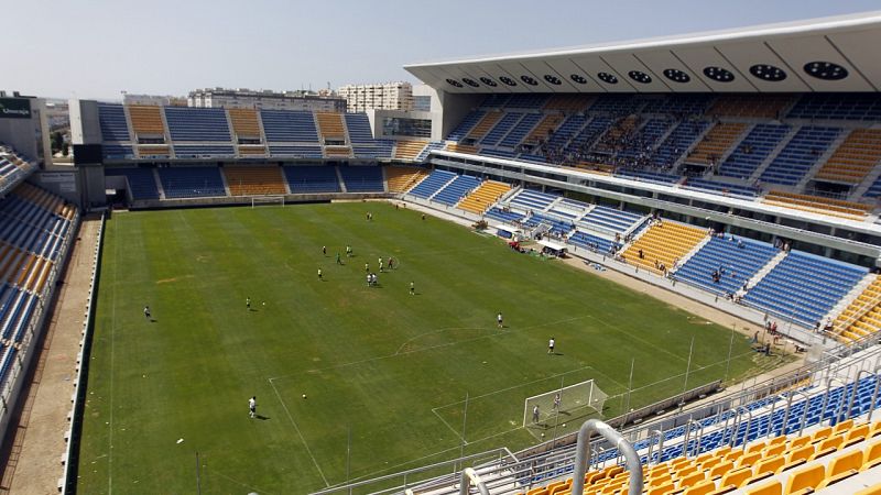 El estadio del Cádiz no podrá llamarse "Carranza" en cumplimiento de la Ley Andaluza de Memoria Histórica