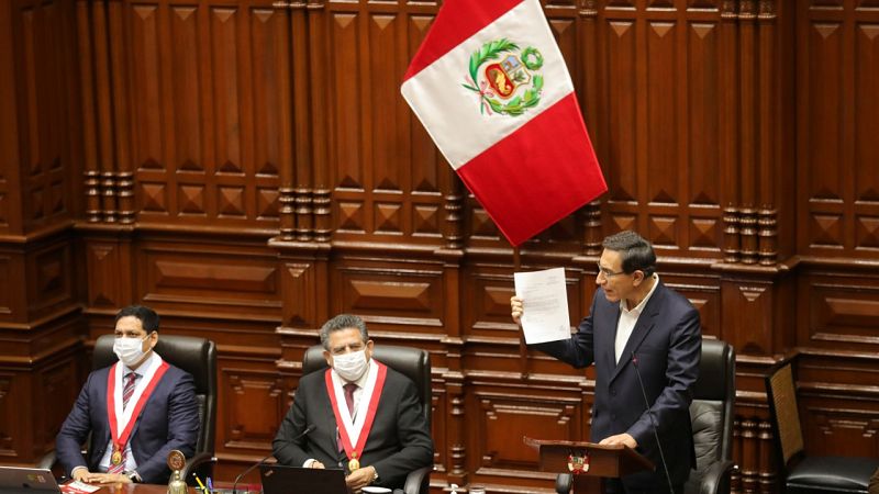 El Congreso de Perú rechaza la destitución del presidente Martín Vizcarra