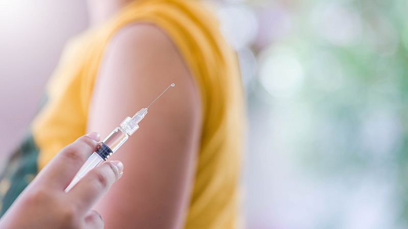 Coronavirus: ¿Por qué este año es más importante que nunca vacunarse frente a la gripe?