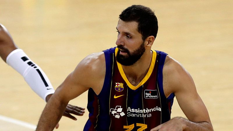 Mirotic amplía su contrato con el Barça hasta 2025