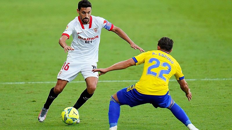 El Sevilla remonta en Cádiz y consigue la victoria en su estreno liguero