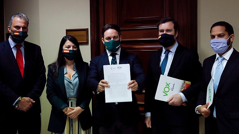 Vox registra su moción de censura contra Pedro Sánchez y anima al PP a apoyarla: "Nunca hubo tantos motivos"