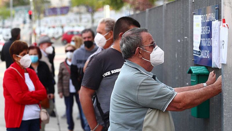 El FMI alerta que la economía española caerá un 12,8% este año y advierte que la recuperación peligra por los rebrotes