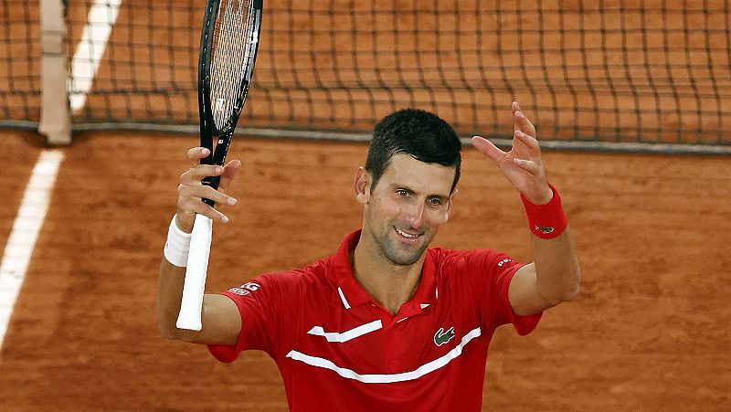 Djokovic accede a cuartos y tendrá revancha contra Carreño