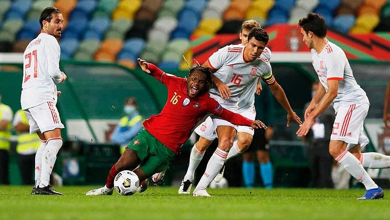 La falta de gol no frena el ímpetu de los jóvenes en la selección, las claves del Portugal 0-0 España