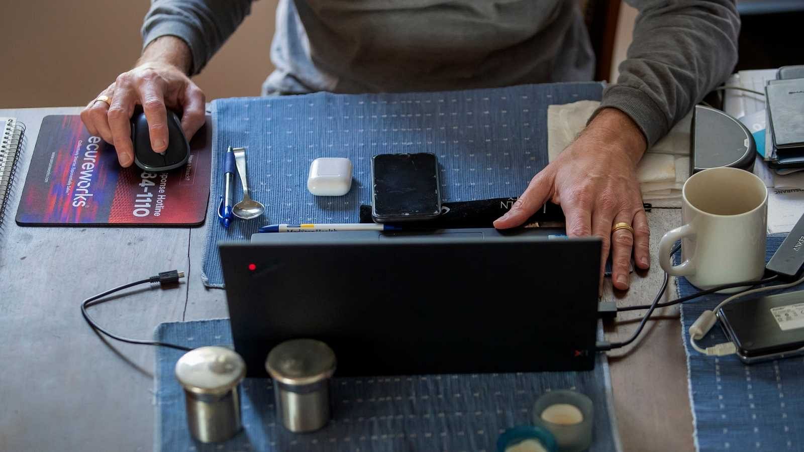 Cataluña pide reducir la movilidad y al teletrabajo durante 15 días | Ver