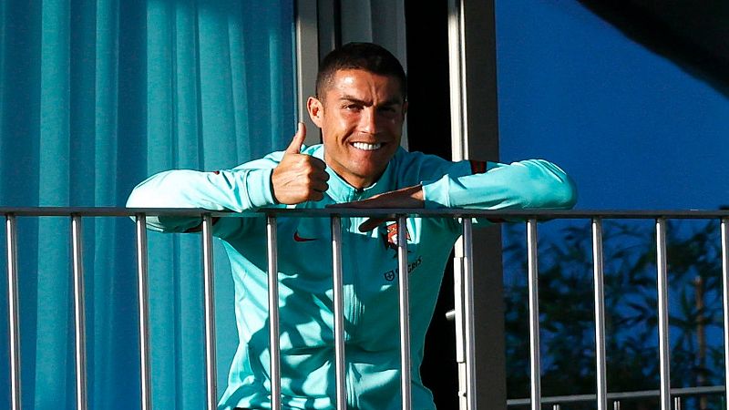 Cristiano Ronaldo se encuentra ya en Turín para continuar el confinamiento en su vivienda