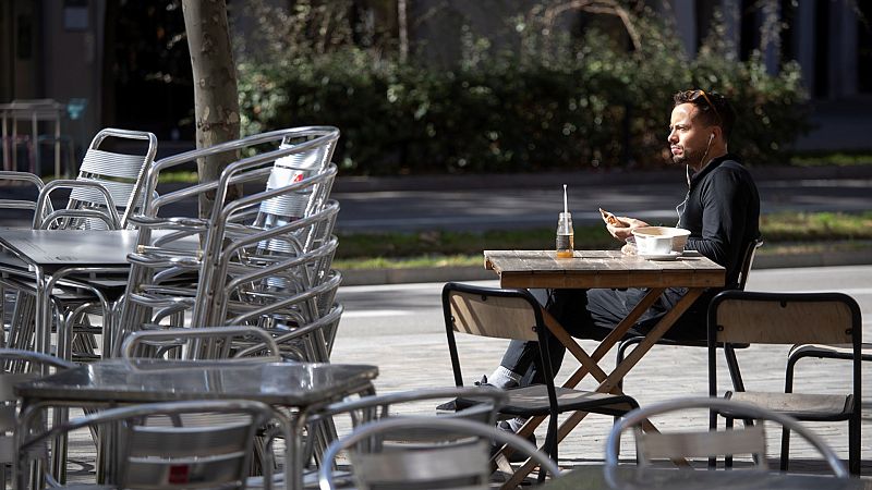 El Govern mantiene las restricciones en bares y restaurantes a partir de esta medianoche