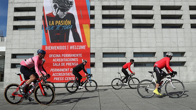 La Vuelta ultima en Irún los detalles finales para arrancar la 75ª edición