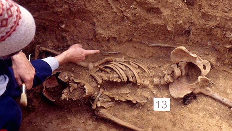 La memoria de la tierra: 20 años de la primera exhumación de una fosa del franquismo