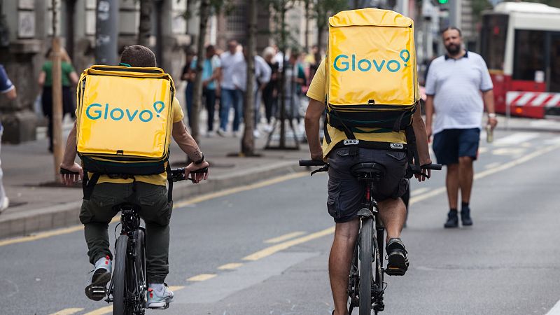 La Inspección de Trabajo da de alta a 11.000 "riders" y exige 16,2 millones a Glovo