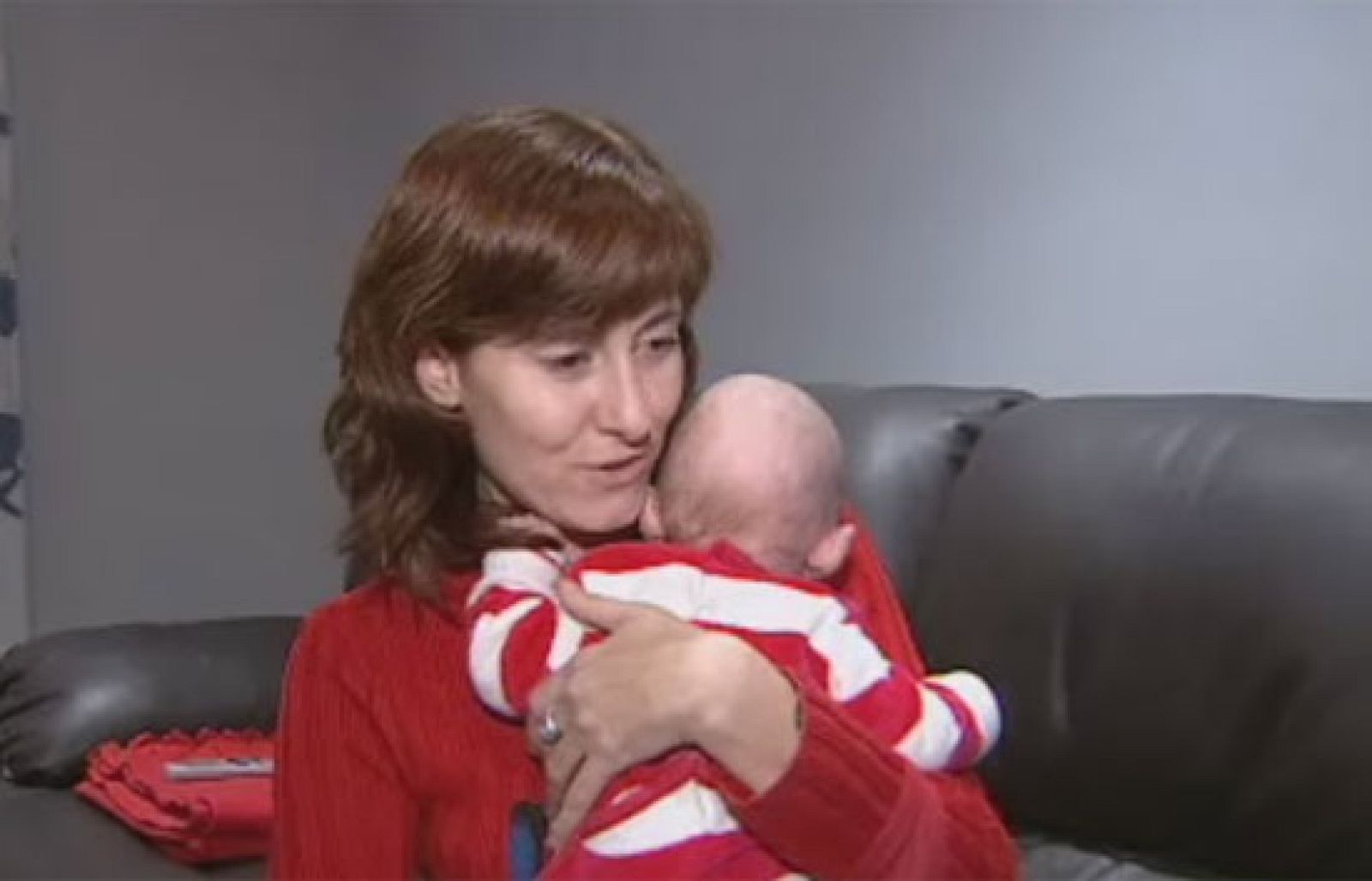 Una diputada valenciana podrá votar en su Parlamento autonómico desde casa a través del correo electrónico | Ver