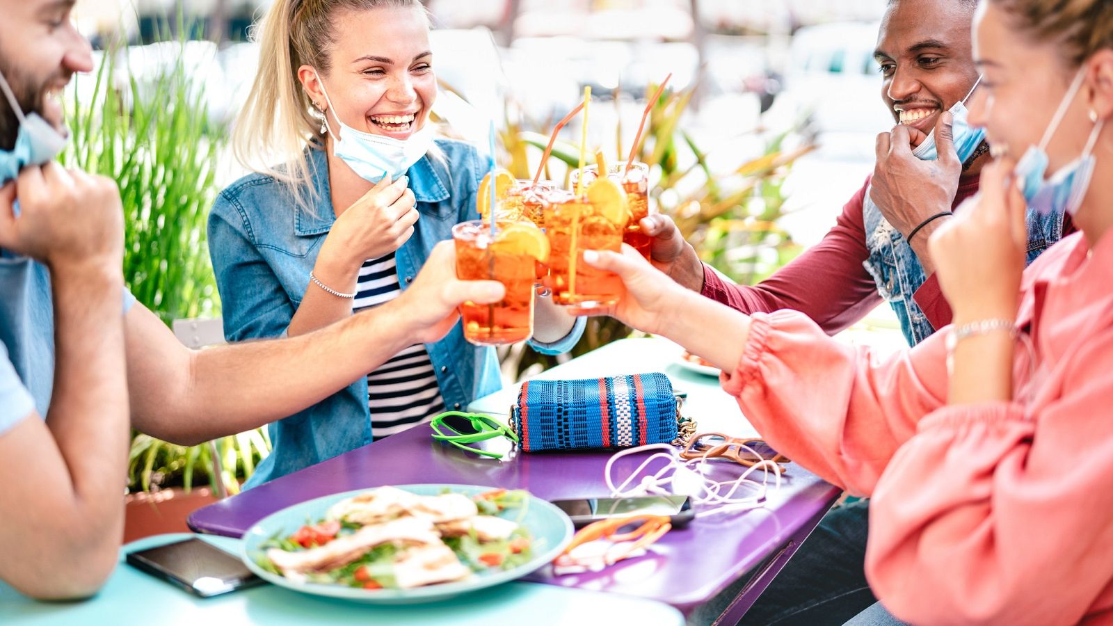 Lugares donde se producen mayores contagios de Coronavirus - España Directo | Ver