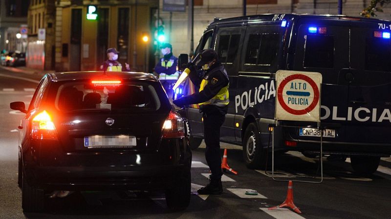 El Gobierno impone el toque de queda de 23:00 a 6:00 con margen de una hora en toda España menos en Canarias