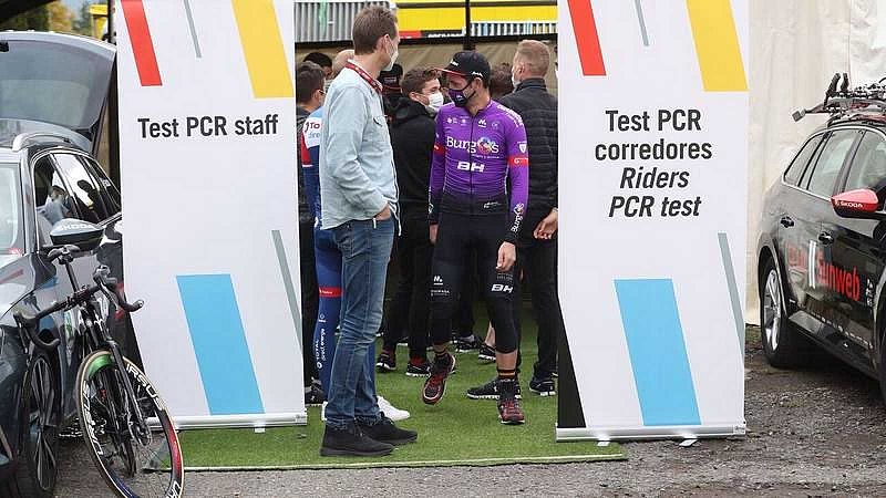 El pelotón de la Vuelta afronta la segunda semana sin positivos