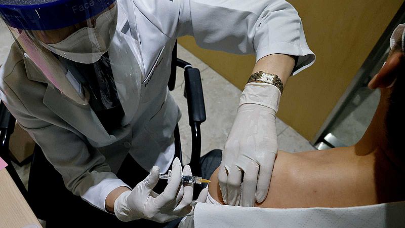 Autorizan la primera vacuna española contra la COVID-19 para un ensayo clínico, que se desarrollará en Argentina