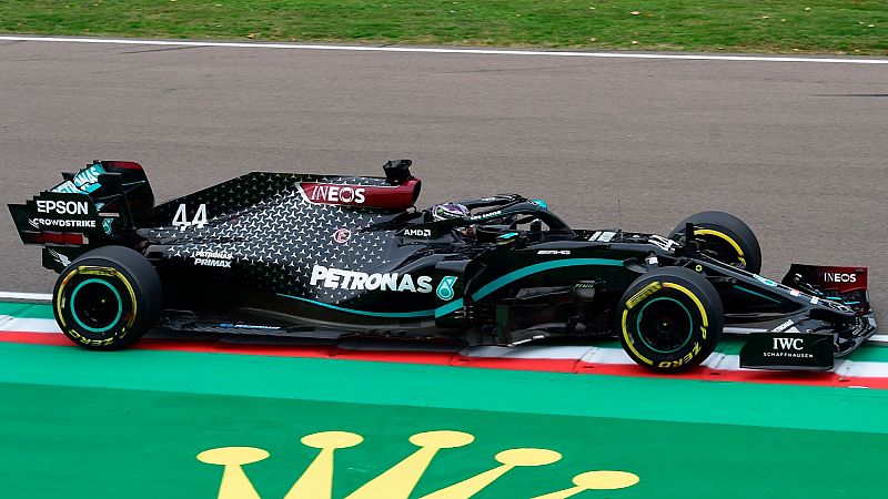 Hamilton se impone en Imola y Mercedes se lleva el Mundial de constructores