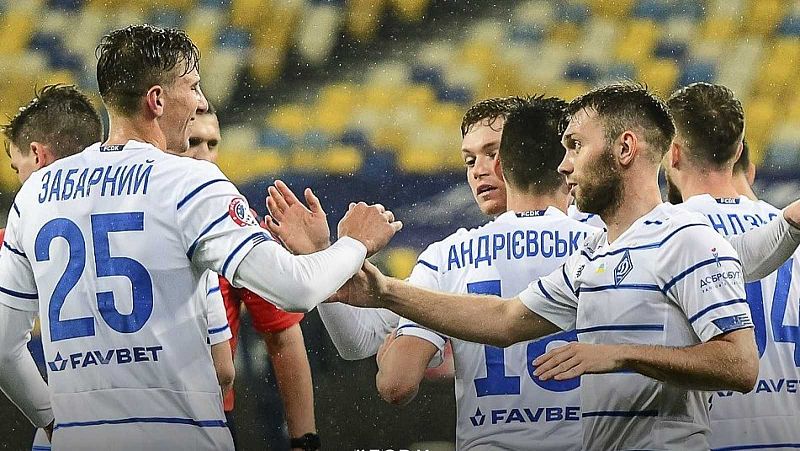 El Dinamo Kiev, próximo rival del Barça, anuncia seis positivos por COVID-19 y once el Ajax