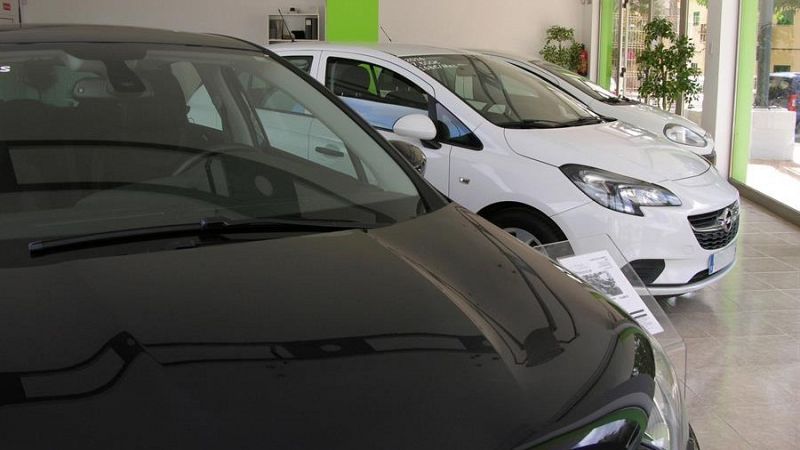 Las ventas de automóviles se hunden un 21% en octubre y arrastran un desplome del 37% desde enero