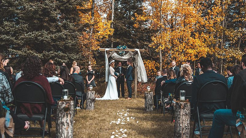 Ideas para celebrar una boda en el campo única, especial y con encanto