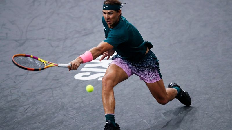Nadal mejora su versión en París para meterse en cuartos de final