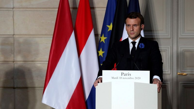 Macron reclama a la UE más medidas contra el terrorismo islamista y denuncia la "desviación del derecho de asilo"