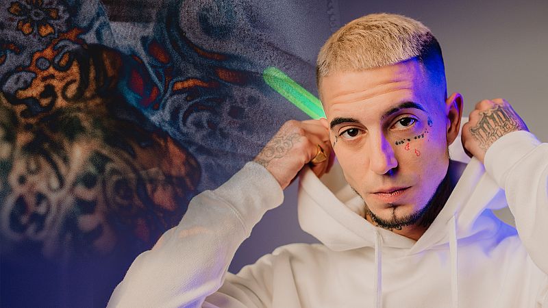 ¿Por qué Denom lleva un corazón partido tatuado en la cara?