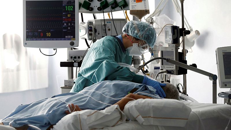 La pandemia en cifras: ¿por qué hablan de "estabilización" si cada día aumentan los muertos y hospitalizados?