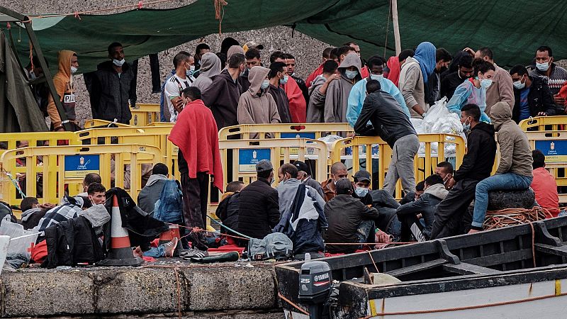 Canarias duplica en un mes los migrantes llegados a las islas en todo el año