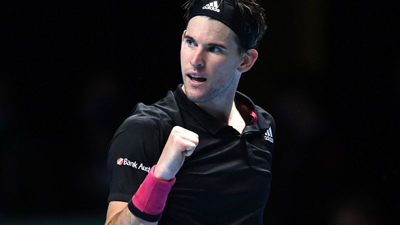 Thiem se clasifica para semifinales tras vencer a un Nadal que sigue vivo en Londres