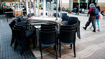 14 horas - Cataluña abrirá bares y restaurantes desde el lunes con un aforo del 30% - Escuchar ahora