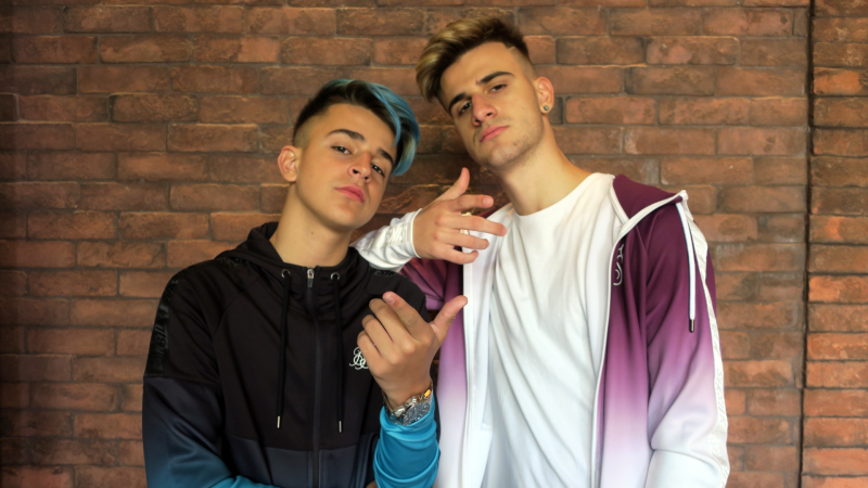 Adexe y Nau: "Nunca nos hemos peleado por ninguna chica"