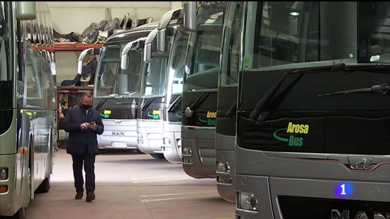 As empresas de autobuses discrecionais piden moratorias nos créditos para sobrevivir ao parón da pandemia