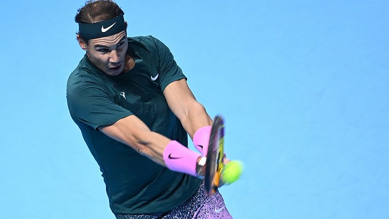 Nadal pasa a semifinales a costa del campeón Tsitsipas