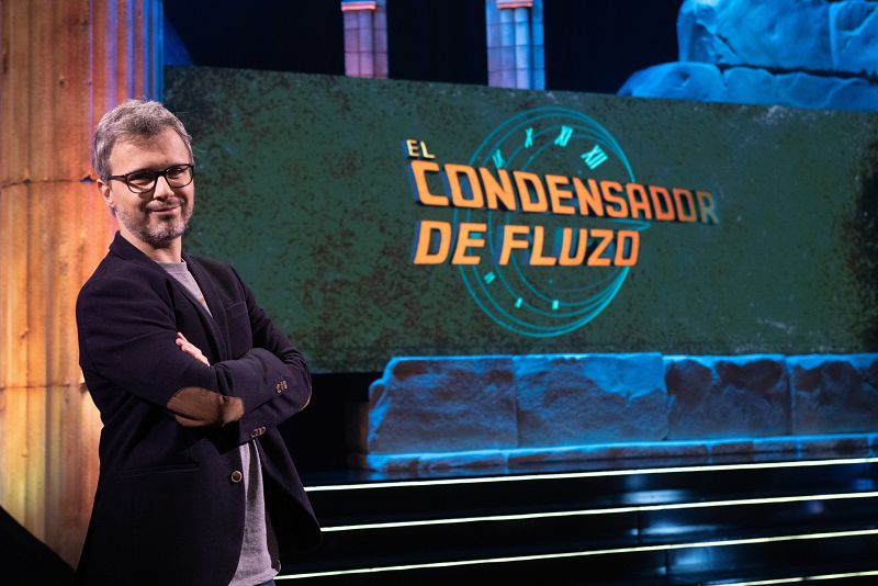RTVE prepara 'El condensador de Fluzo', divulgación histórica de la mano de Juan Gómez-Jurado