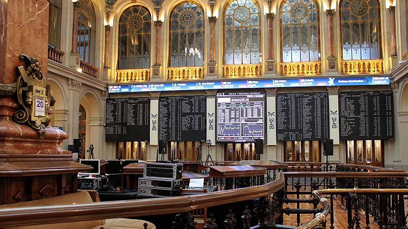 El IBEX 35 sube un 2,49% semanal, aunque todavía acumula unas pérdidas del 16,45% en lo que va de año