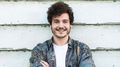 Tarde lo que tarde - Miki: "Tenemos que rascar la vida para sacar lo positivo" - Escuchar ahora