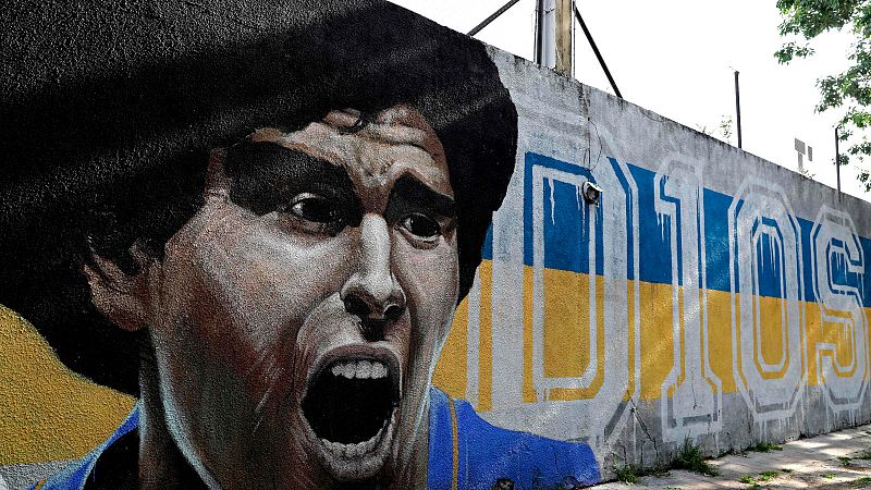 'AD10s', Maradona