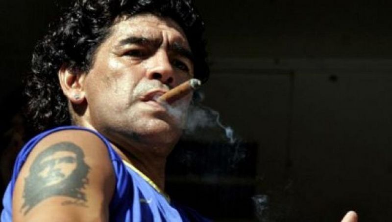 Maradona, el dios terrenal: las controversias de una vida marcada por los excesos