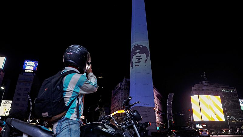 Argentina vive el día 2 D.M. (después de Maradona)